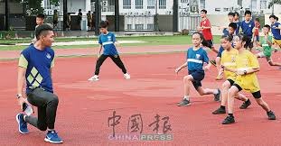 闪回让人无比怀念的任意球大师们的时代， 皮尔洛，在热刺与AC米兰的传奇赛上